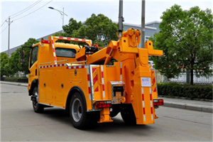 新建高速路拖车费